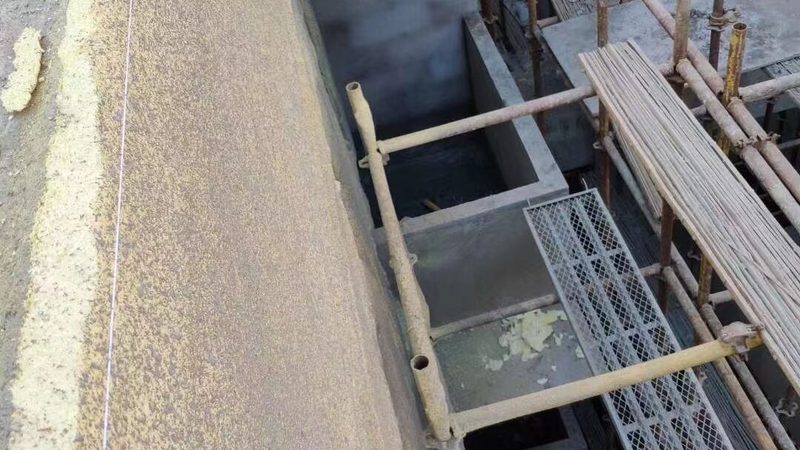 防水涂料每平方用量与厚度：揭秘施工中的关键指标